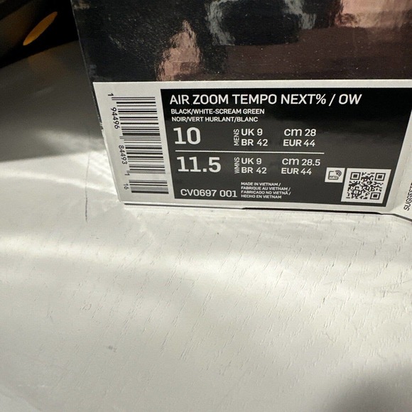 Off White x Nike Air Zoom Tempo Next% - Size 10 (Black/Green/White)NEW main image 4